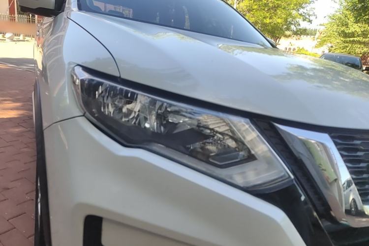 Used Nissan X-Trail 2019 2.0L CVT Comfort Edition 2WD Right Front Headlight