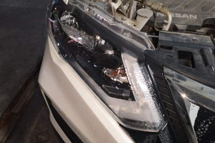 Used Nissan X-Trail 2019 2.0L CVT Smart Connect Comfort Edition 2WD Right Front Headlight