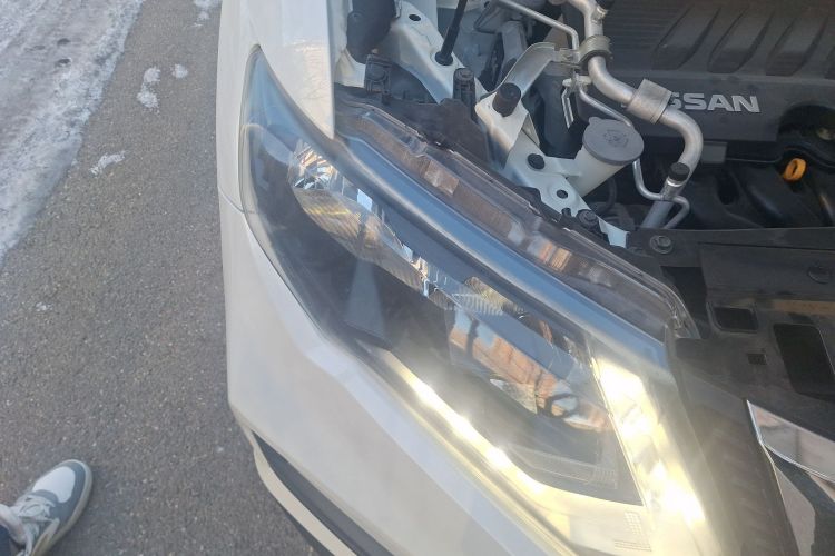 Used Nissan X-Trail 2019 2.0L CVT Comfort Edition 2WD Right Front Headlight