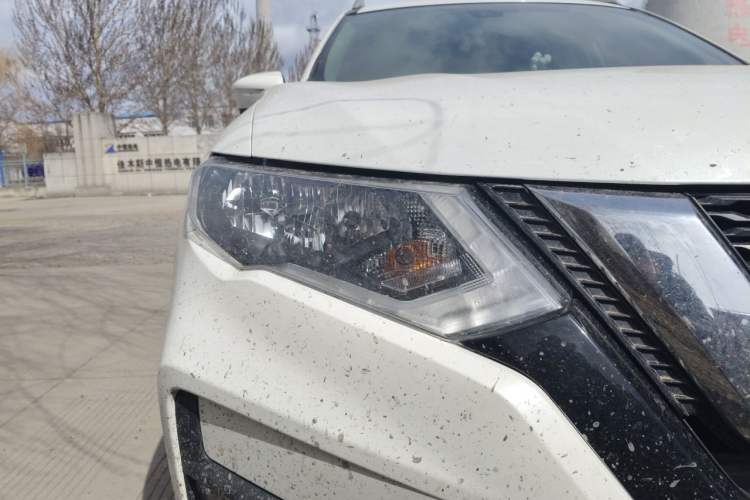 Used Nissan X-Trail 2019 2.0L CVT Smart Connect Comfort Edition 2WD Right Front Headlight