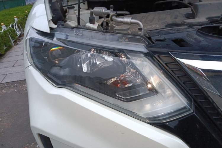 Used Nissan X-Trail 2019 2.0L CVT Smart Connect Comfort Edition 2WD Right Front Headlight