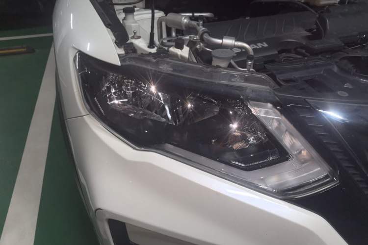 Used Nissan X-Trail 2019 2.0L CVT Smart Connect Comfort Edition 2WD Right Front Headlight