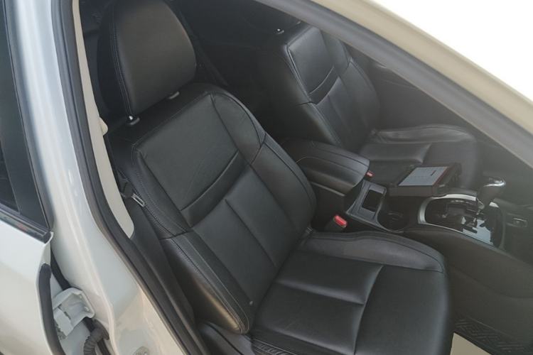 Used Nissan X-Trail 2019 2.0L CVT Comfort Edition 2WD Right Front Seat