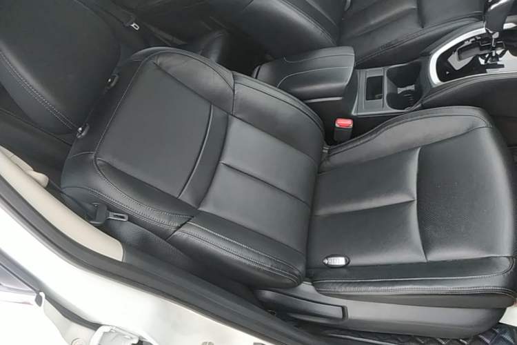 Used Nissan X-Trail 2019 2.0L CVT Smart Connect Comfort Edition 2WD Right Front Seat