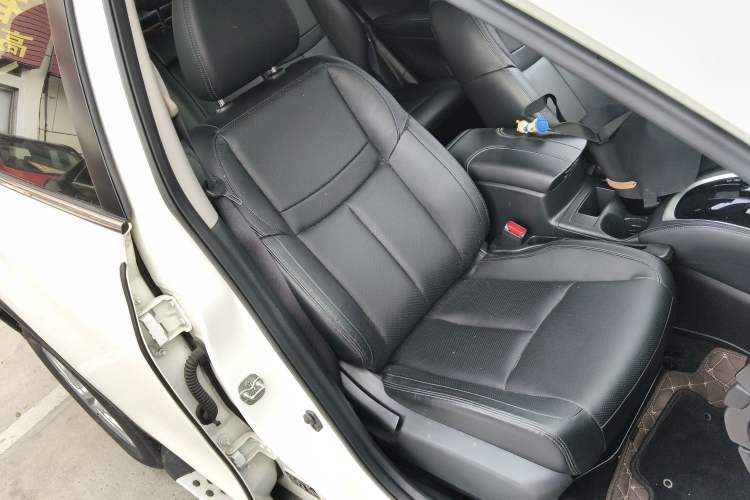 Used Nissan X-Trail 2019 2.0L CVT Comfort Edition 2WD Right Front Seat