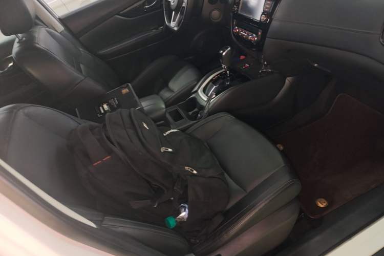 Used Nissan X-Trail 2019 2.0L CVT Comfort Edition 2WD Right Front Seat