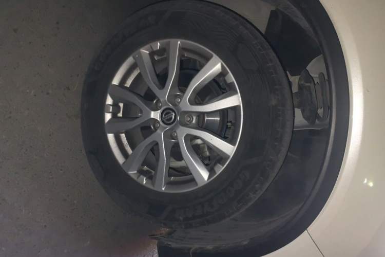 Used Nissan X-Trail 2019 2.0L CVT Smart Connect Comfort Edition 2WD Right Front Wheel Hub