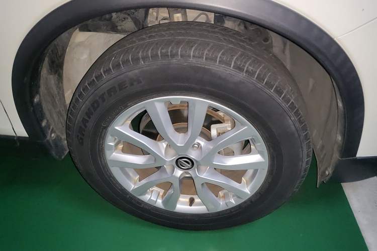 Used Nissan X-Trail 2019 2.0L CVT Comfort Edition 2WD Right Front Wheel Hub