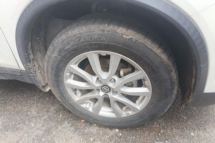 Used Nissan X-Trail 2019 2.0L CVT Comfort Edition 2WD Right Front Wheel Hub