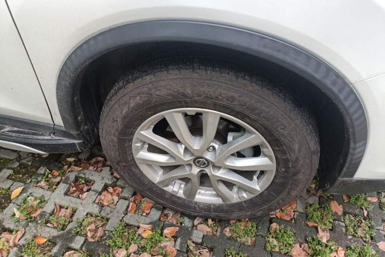 Used Nissan X-Trail 2019 2.0L CVT Smart Connect Comfort Edition 2WD Right Front Wheel Hub