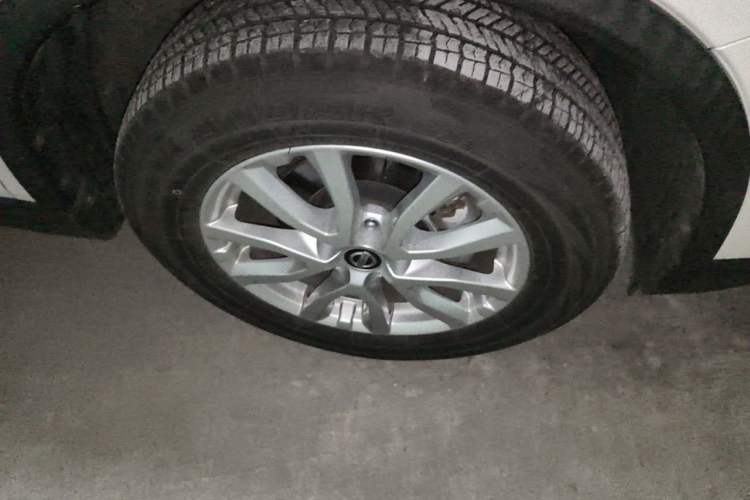 Used Nissan X-Trail 2019 2.0L CVT Smart Connect Comfort Edition 2WD Right Front Wheel Hub
