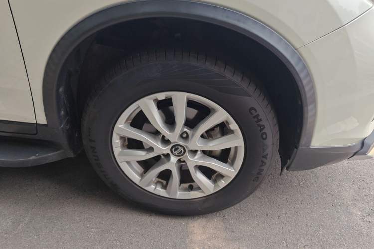 Used Nissan X-Trail 2019 2.0L CVT Smart Connect Comfort Edition 2WD Right Front Wheel Hub