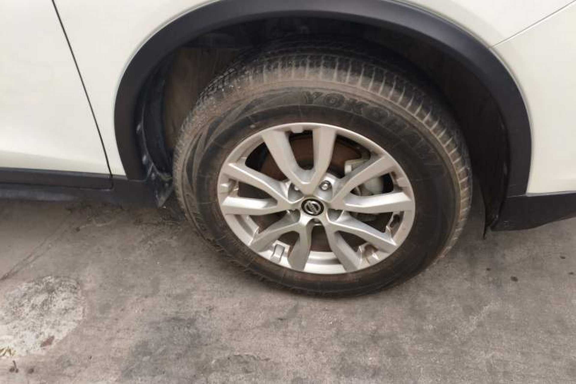 Used Nissan X-Trail 2019 2.0L CVT Comfort Edition 2WD Right Front Wheel Hub