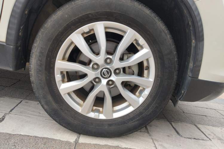 Used Nissan X-Trail 2019 2.0L CVT Smart Connect Comfort Edition 2WD Right Front Wheel Hub