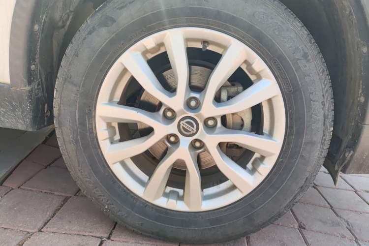Used Nissan X-Trail 2019 2.0L CVT Smart Connect Comfort Edition 2WD Right Front Wheel Hub