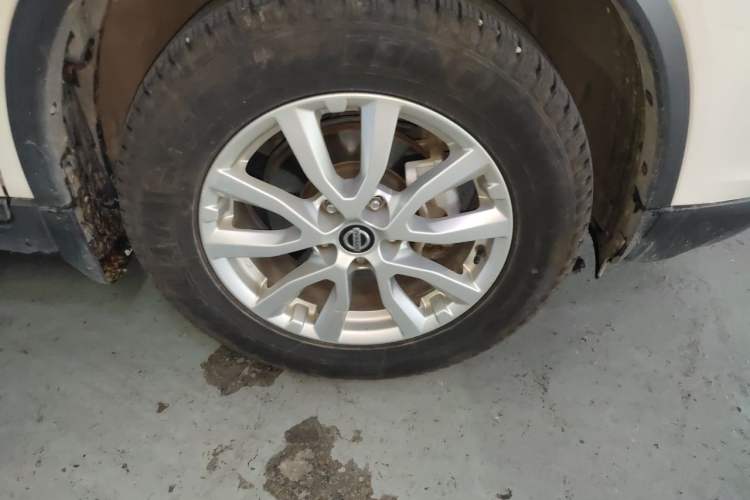 Used Nissan X-Trail 2019 2.0L CVT Smart Connect Comfort Edition 2WD Right Front Wheel Hub