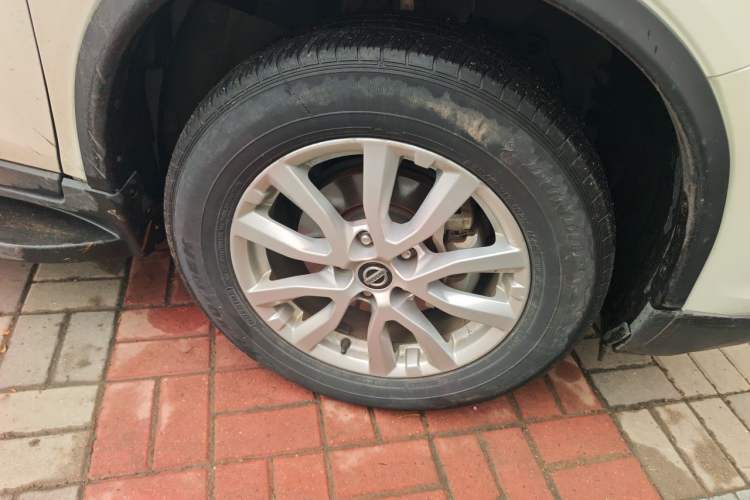 Used Nissan X-Trail 2019 2.0L CVT Smart Connect Comfort Edition 2WD Right Front Wheel Hub