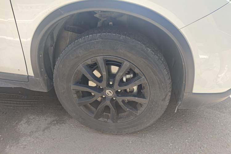 Used Nissan X-Trail 2019 2.0L CVT Comfort Edition 2WD Right Front Wheel Hub