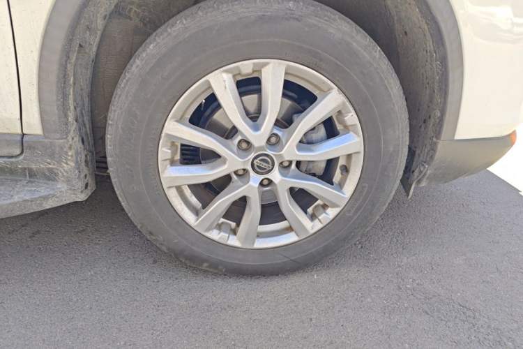 Used Nissan X-Trail 2019 2.0L CVT Smart Connect Comfort Edition 2WD Right Front Wheel Hub