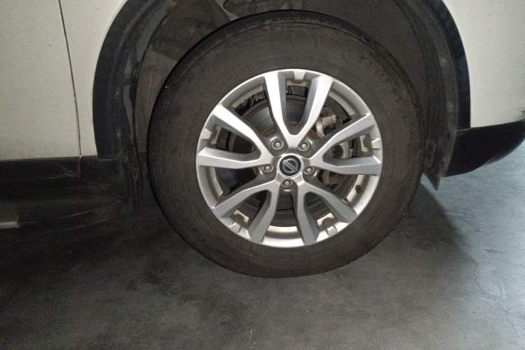 Used Nissan X-Trail 2019 2.0L CVT Smart Connect Comfort Edition 2WD Right Front Wheel Hub