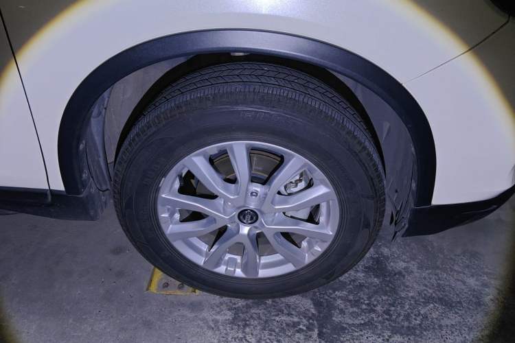 Used Nissan X-Trail 2019 2.0L CVT Smart Connect Comfort Edition 2WD Right Front Wheel Hub