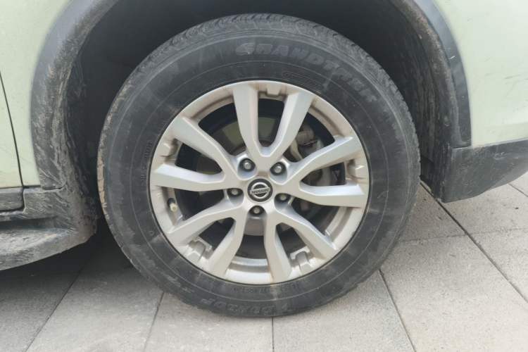Used Nissan X-Trail 2019 2.0L CVT Smart Connect Comfort Edition 2WD Right Front Wheel Hub