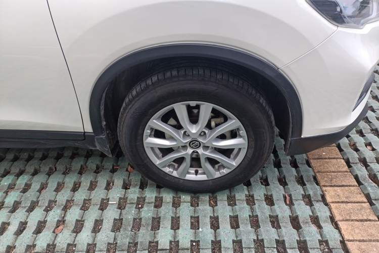 Used Nissan X-Trail 2019 2.0L CVT Smart Connect Comfort Edition 2WD Right Front Wheel Hub