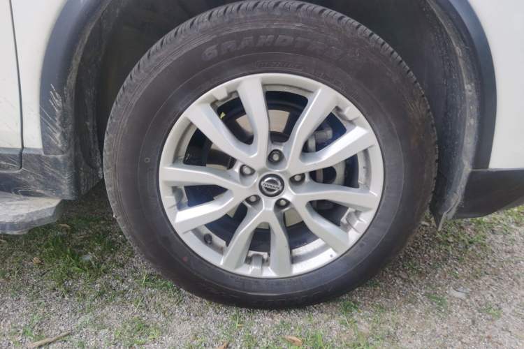 Used Nissan X-Trail 2019 2.0L CVT Smart Connect Comfort Edition 2WD Right Front Wheel Hub
