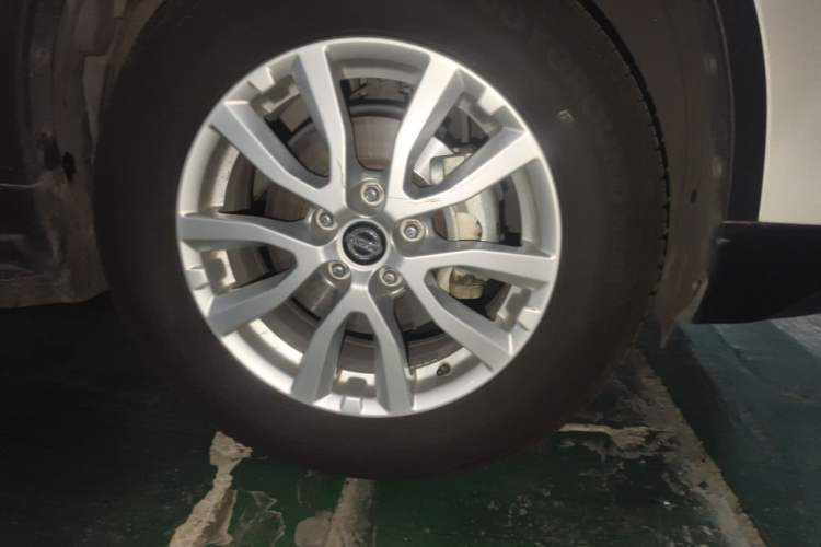 Used Nissan X-Trail 2019 2.0L CVT Smart Connect Comfort Edition 2WD Right Front Wheel Hub