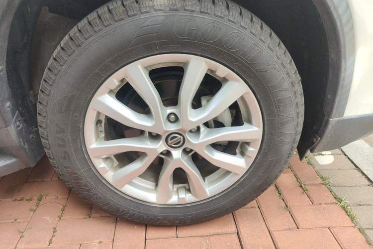 Used Nissan X-Trail 2019 2.0L CVT Smart Connect Comfort Edition 2WD Right Front Wheel Hub