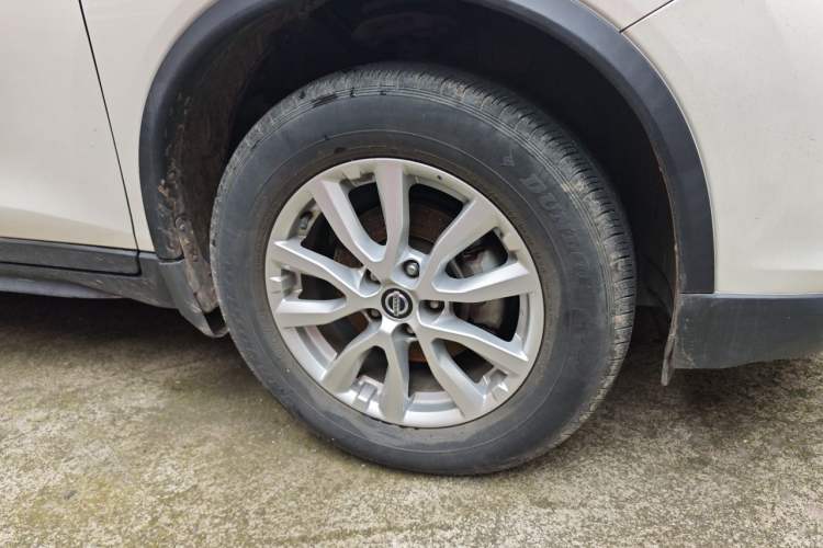 Used Nissan X-Trail 2019 2.0L CVT Smart Connect Comfort Edition 2WD Right Front Wheel Hub