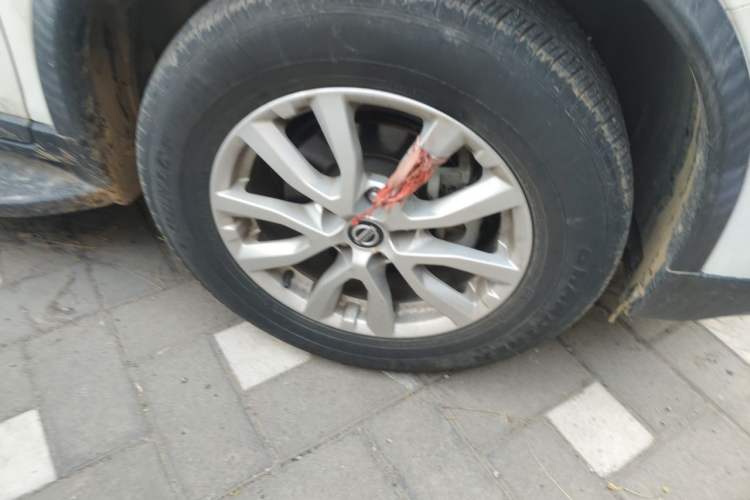 Used Nissan X-Trail 2019 2.0L CVT Smart Connect Comfort Edition 2WD Right Front Wheel Hub