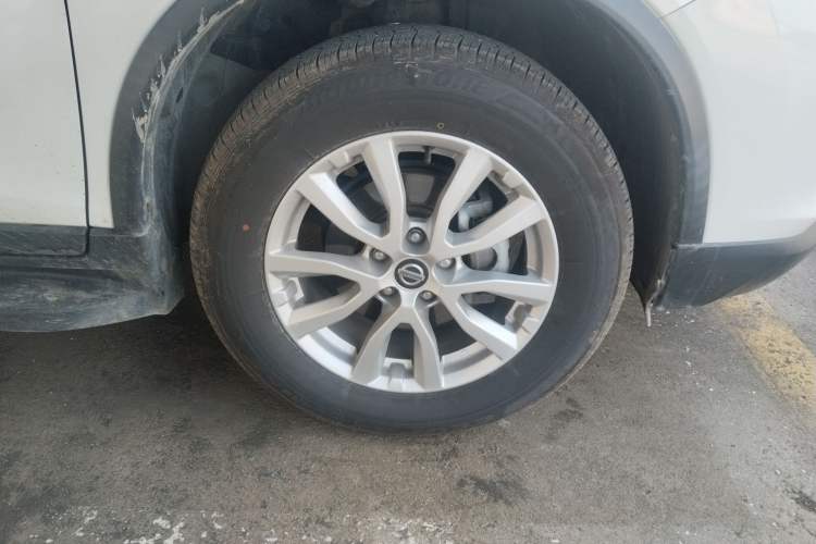 Used Nissan X-Trail 2019 2.0L CVT Smart Connect Comfort Edition 2WD Right Front Wheel Hub