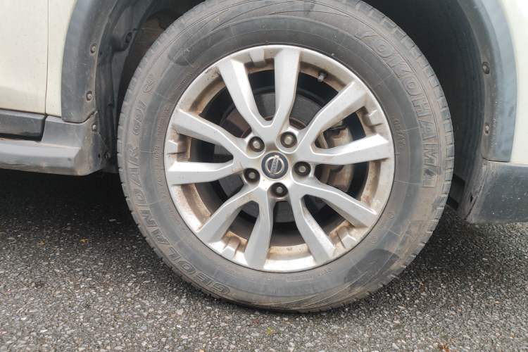 Used Nissan X-Trail 2019 2.0L CVT Smart Connect Comfort Edition 2WD Right Front Wheel Hub