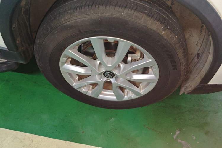 Used Nissan X-Trail 2019 2.0L CVT Smart Connect Comfort Edition 2WD Right Front Wheel Hub