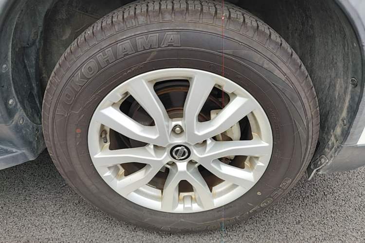 Used Nissan X-Trail 2019 2.0L CVT Smart Connect Comfort Edition 2WD Right Front Wheel Hub