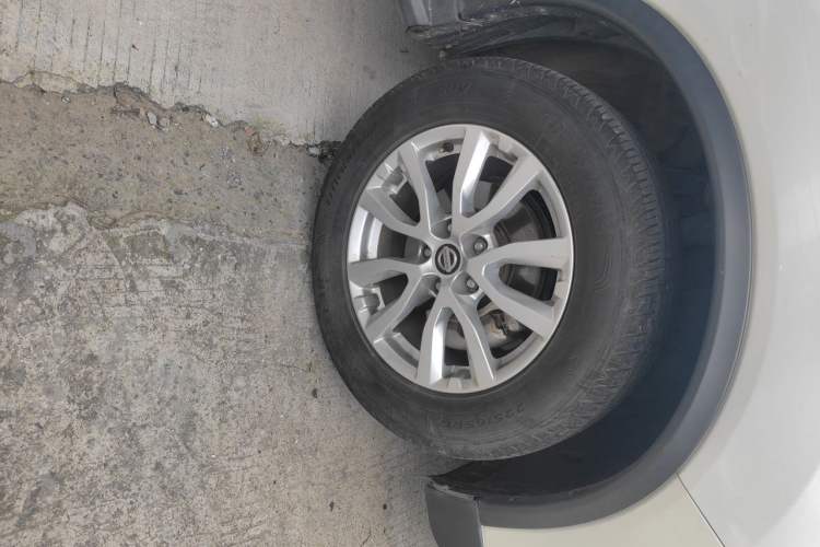 Used Nissan X-Trail 2019 2.0L CVT Smart Connect Comfort Edition 2WD Right Front Wheel Hub