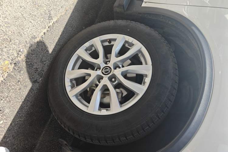 Used Nissan X-Trail 2019 2.0L CVT Smart Connect Comfort Edition 2WD Right Front Wheel Hub