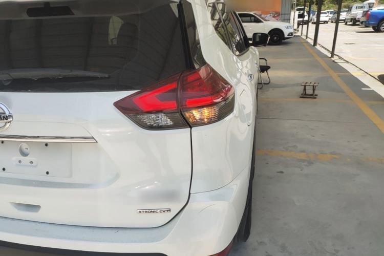 Used Nissan X-Trail 2019 2.0L CVT Smart Connect Comfort Edition 2WD Right Rear Taillight
