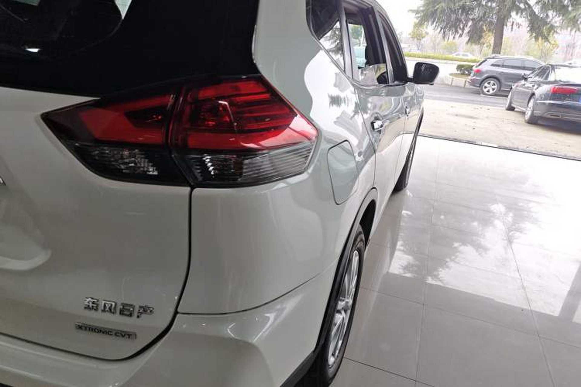 Used Nissan X-Trail 2019 2.0L CVT Smart Connect Comfort Edition 2WD Right Rear Taillight