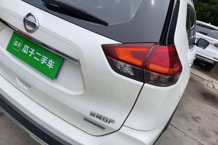 Used Nissan X-Trail 2019 2.0L CVT Smart Connect Comfort Edition 2WD Right Rear Taillight
