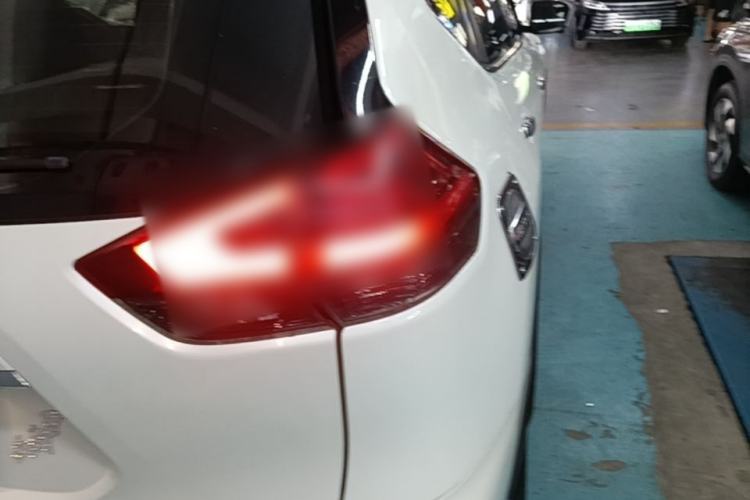 Used Nissan X-Trail 2019 2.0L CVT Smart Connect Comfort Edition 2WD Right Rear Taillight