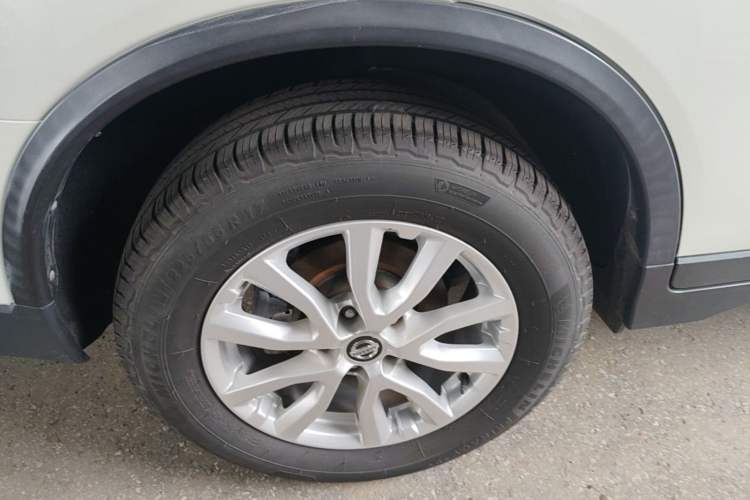 Used Nissan X-Trail 2019 2.0L CVT Smart Connect Comfort Edition 2WD Right Rear Wheel Hub