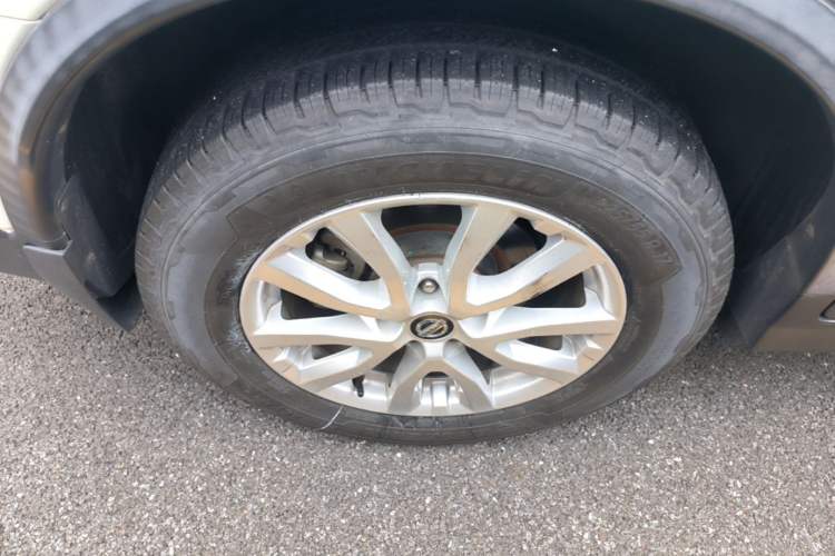 Used Nissan X-Trail 2019 2.0L CVT Smart Connect Comfort Edition 2WD Right Rear Wheel Hub