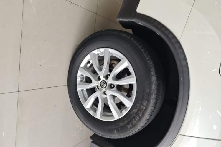Used Nissan X-Trail 2019 2.0L CVT Smart Connect Comfort Edition 2WD Right Rear Wheel Hub