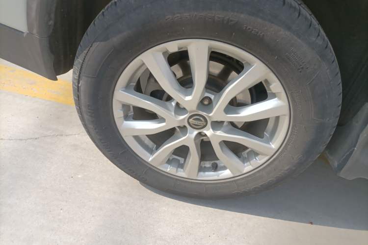 Used Nissan X-Trail 2019 2.0L CVT Smart Connect Comfort Edition 2WD Right Rear Wheel Hub