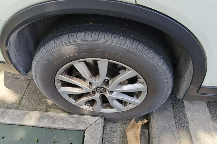 Used Nissan X-Trail 2019 2.0L CVT Comfort Edition 2WD Right Rear Wheel Hub