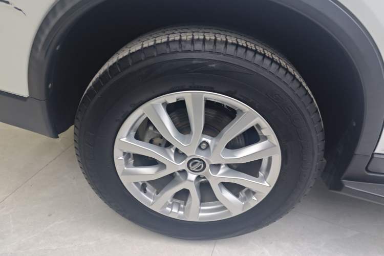 Used Nissan X-Trail 2019 2.0L CVT Smart Connect Comfort Edition 2WD Right Rear Wheel Hub
