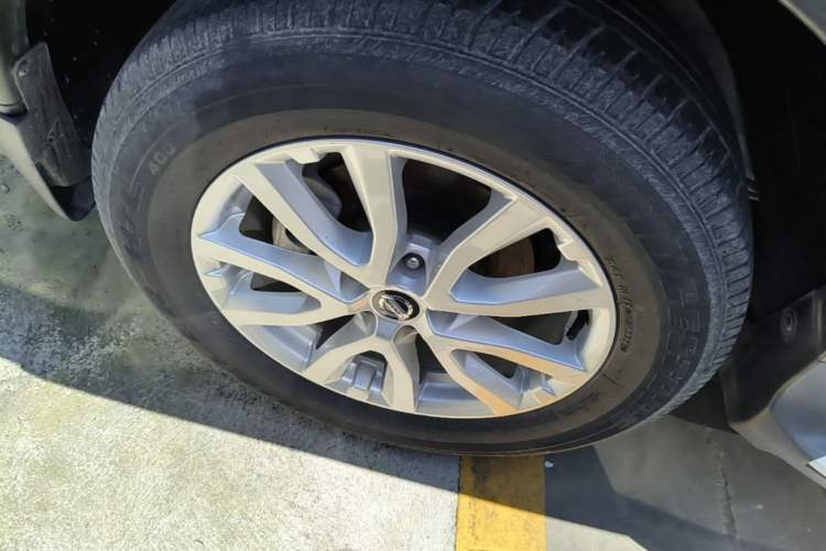 Used Nissan X-Trail 2019 2.0L CVT Smart Connect Comfort Edition 2WD Right Rear Wheel Hub