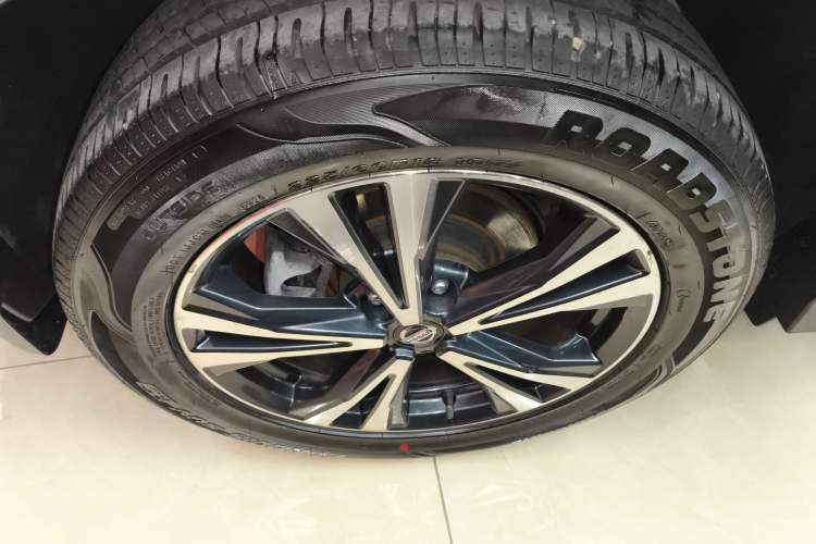 Used Nissan X-Trail 2019 2.5L CVT Smart Connect Luxury Edition 4WD Right Rear Wheel Hub